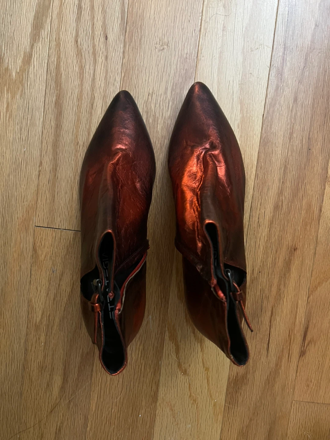 Strategia Genuine Italian Leather Booties - size 8 - photo 3