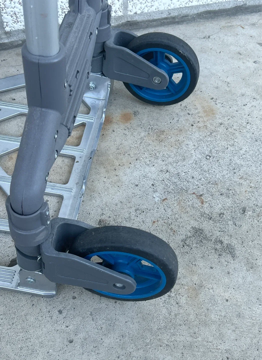 Folding/Collapsible - Hand Truck Dolly image indicator(4)