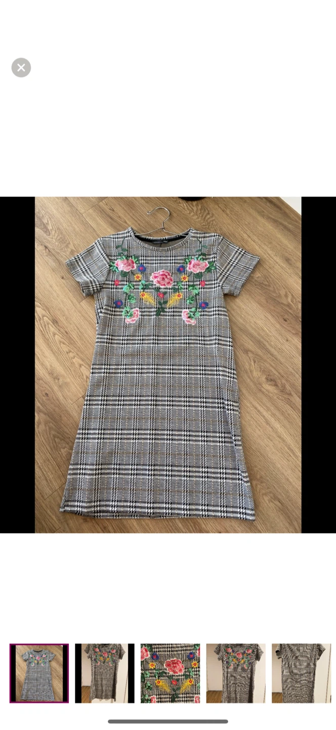 Plaid Dress with Floral Embroidery - photo 5