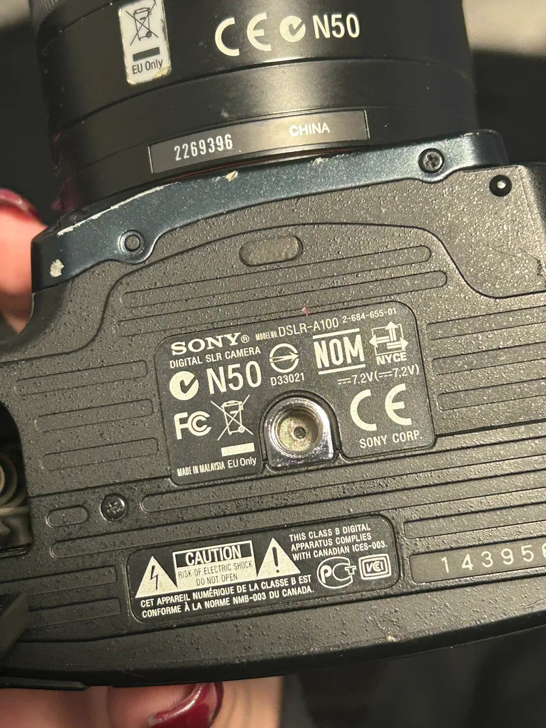 Sony Alpha a100 Digital SLR Camera image indicator(4)