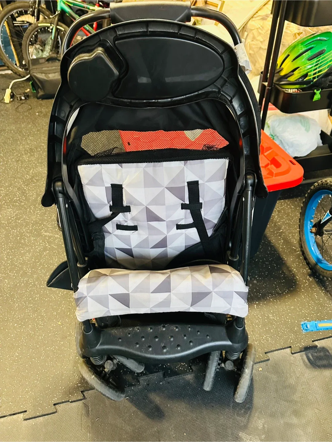 Black Stroller thumbnail