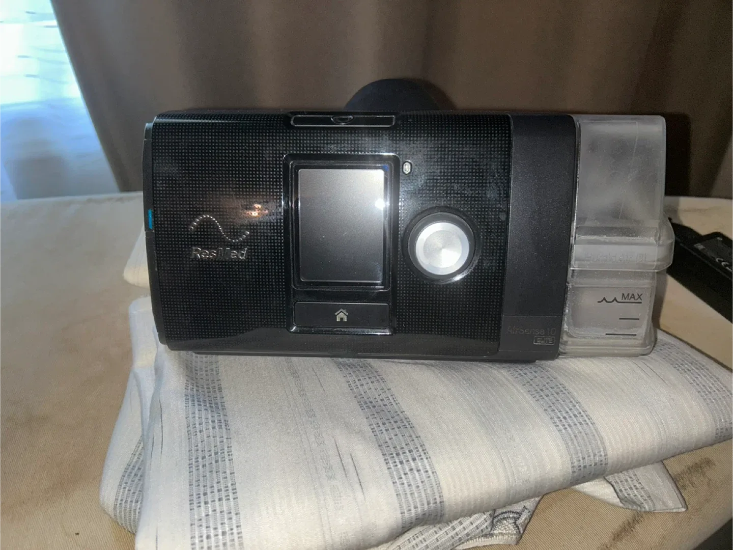 ResMed AirSense 10 Elite CPAP Machine image indicator(3)