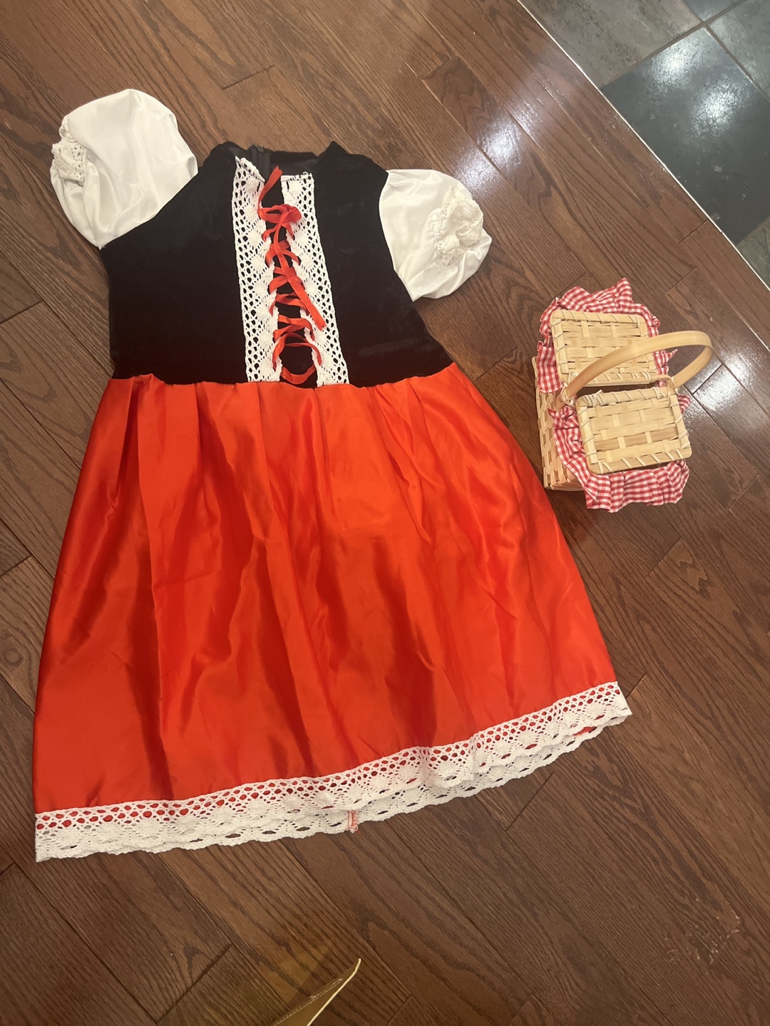 Little Red Riding Hood Costume with Basket and cape