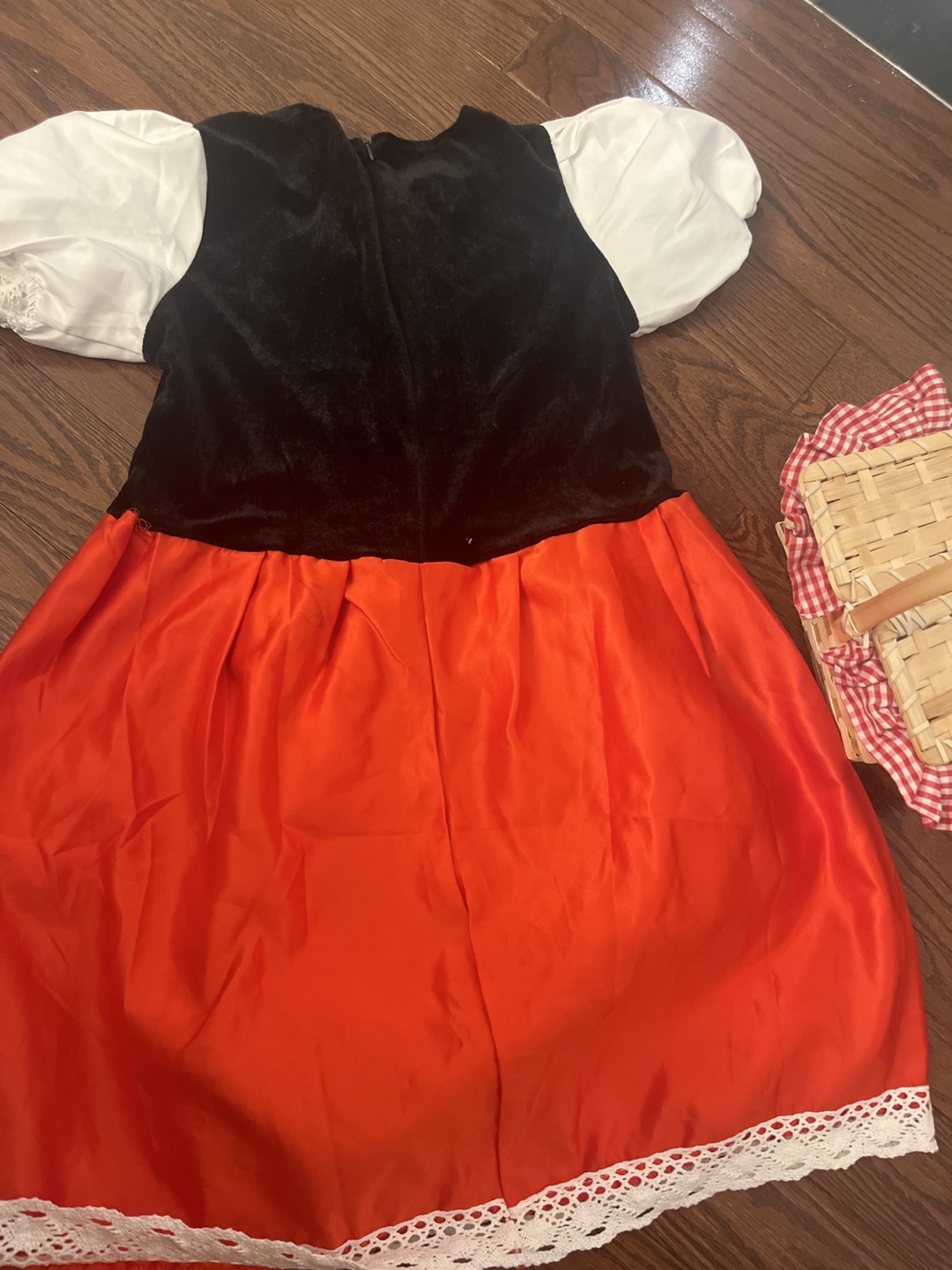 Little Red Riding Hood Costume with Basket and cape - photo 3