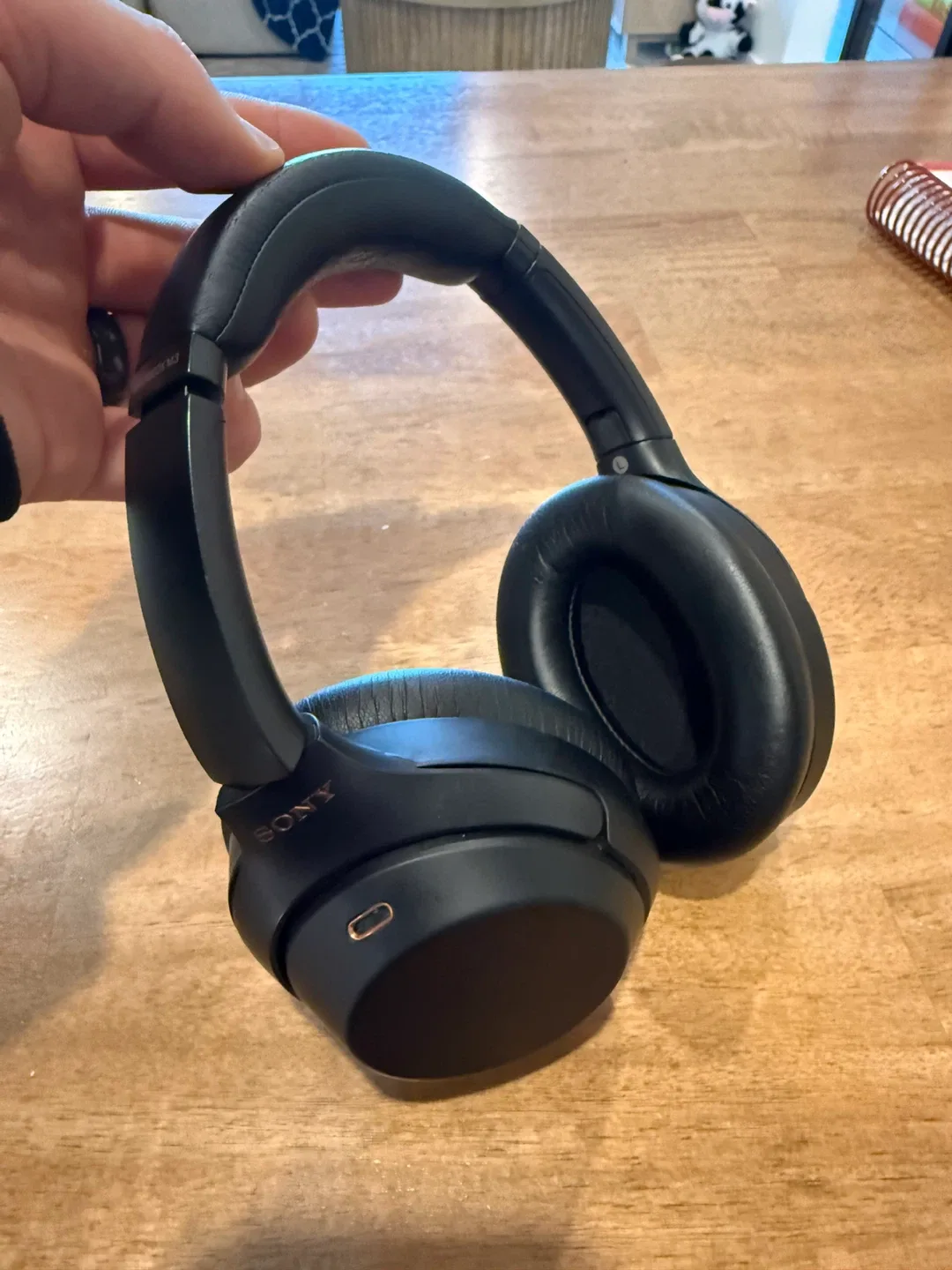 🎧 Sony WH-1000XM3 Wireless Noise-Canceling Headphones thumbnail