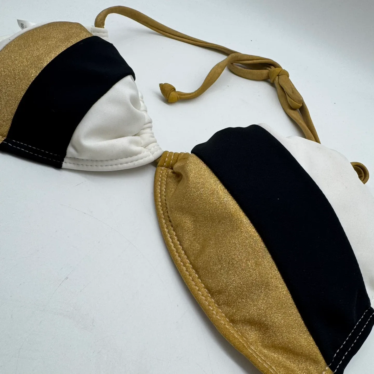 Guess USA Bikini Set - Black/Gold/White (Top L, Bottom M) image indicator(3)