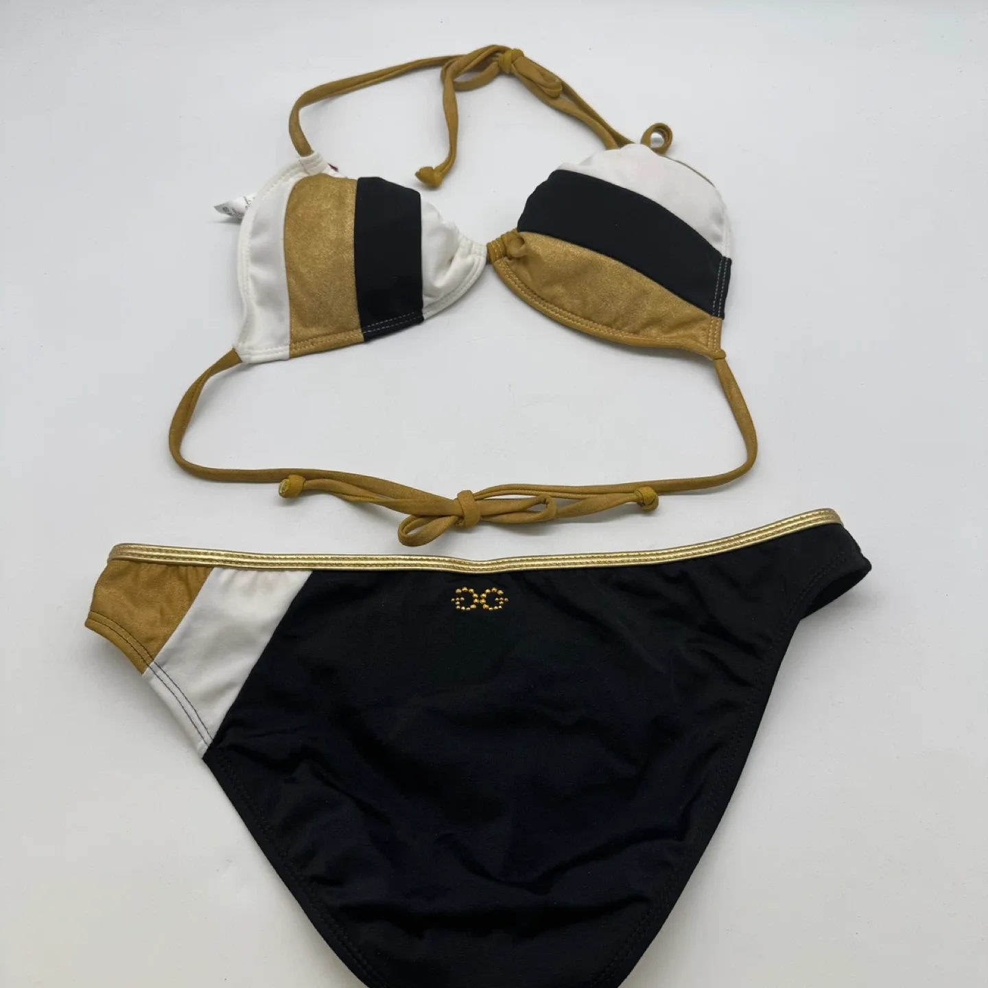 Guess USA Bikini Set - Black/Gold/White (Top L, Bottom M) image indicator(4)