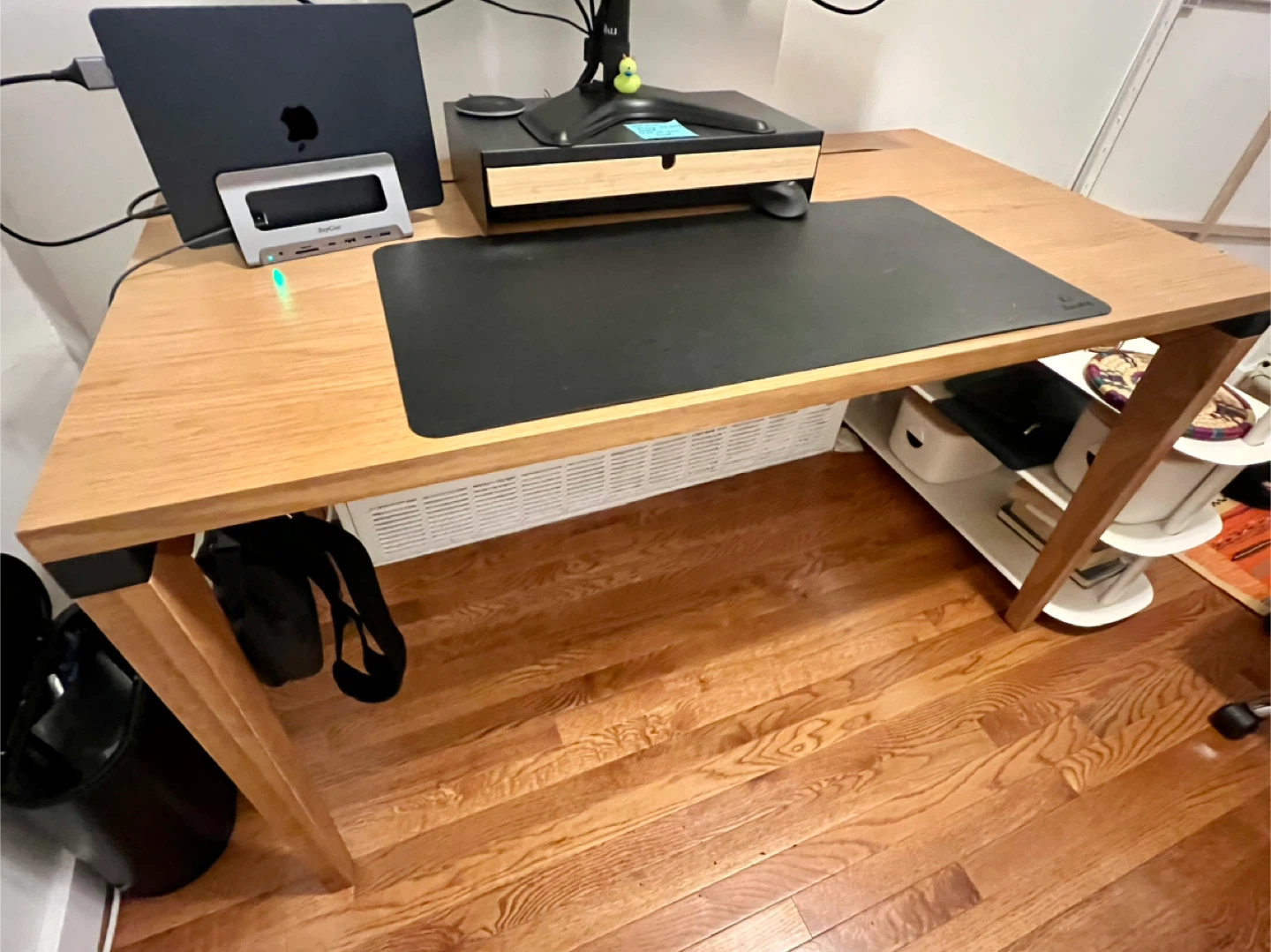 Article Madera Desk - photo 5