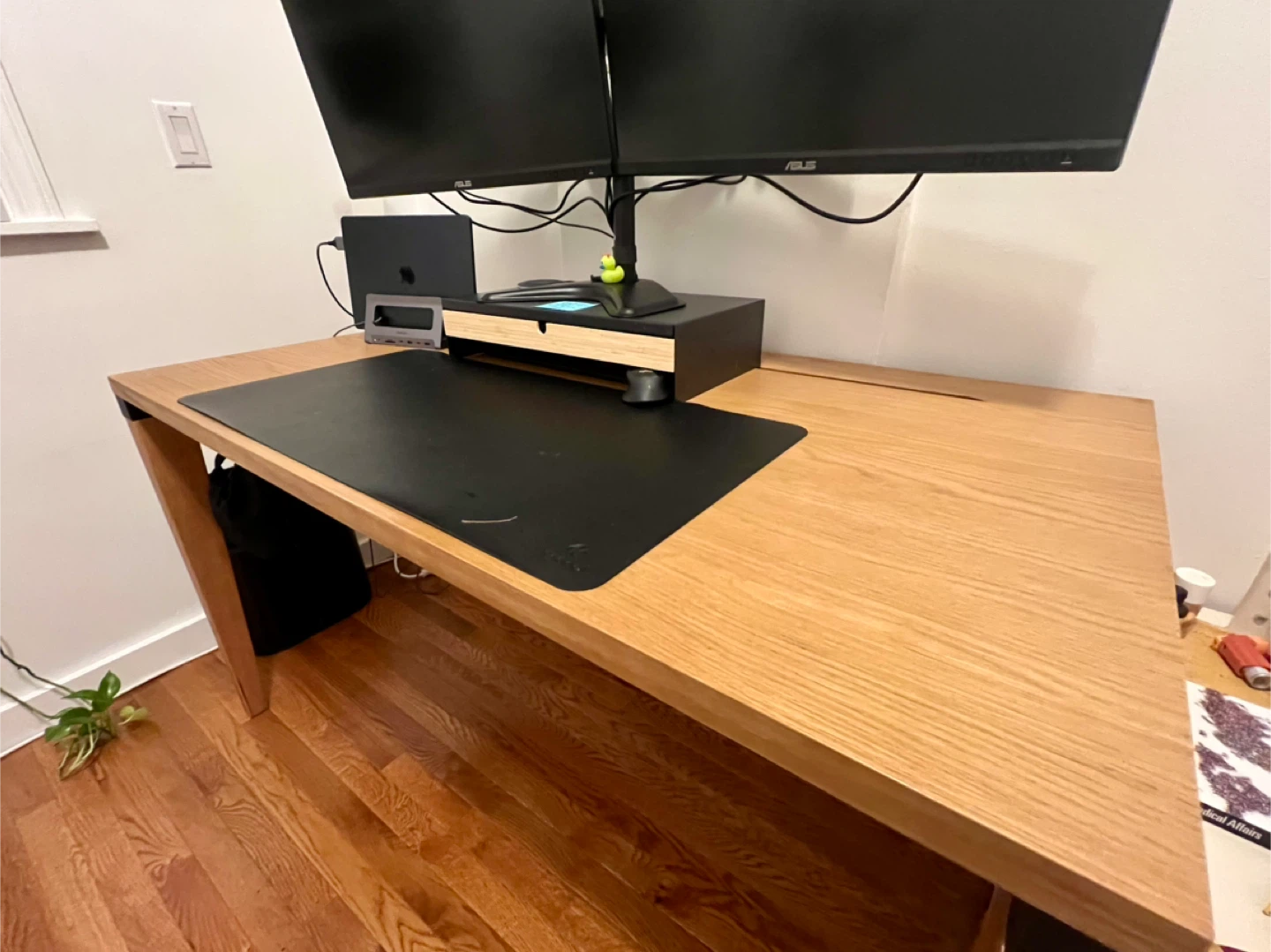 Article Madera Desk - photo 4