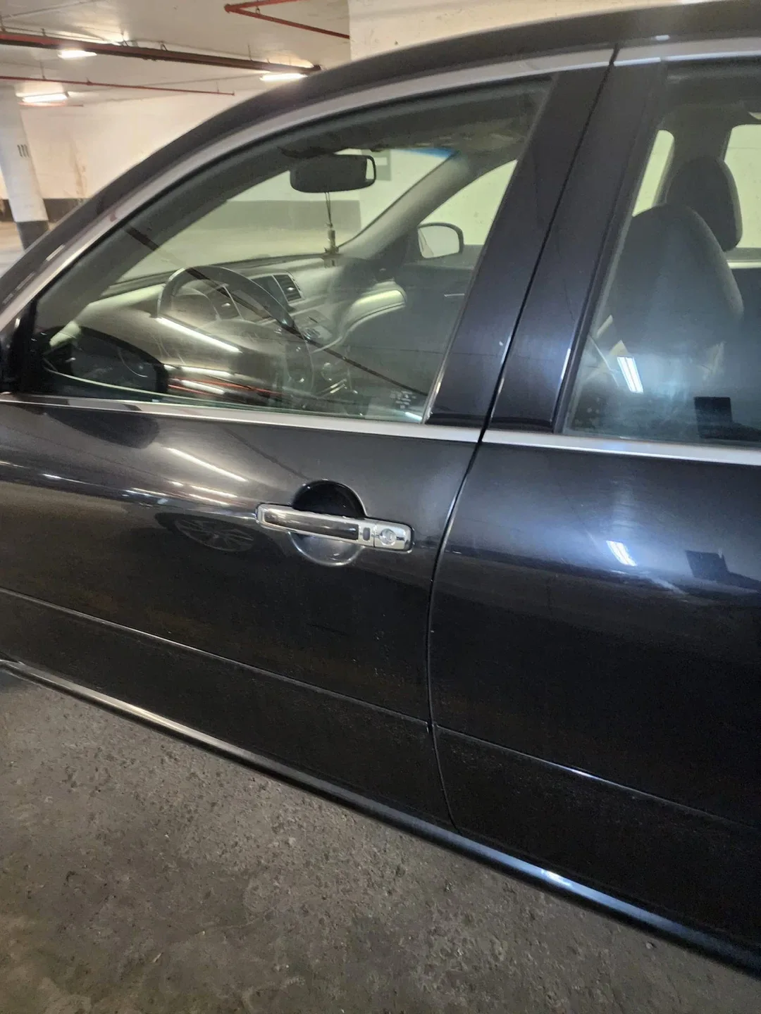 2010 Infiniti M35x – Black, Fully Loaded, Well Maintained image indicator(5)