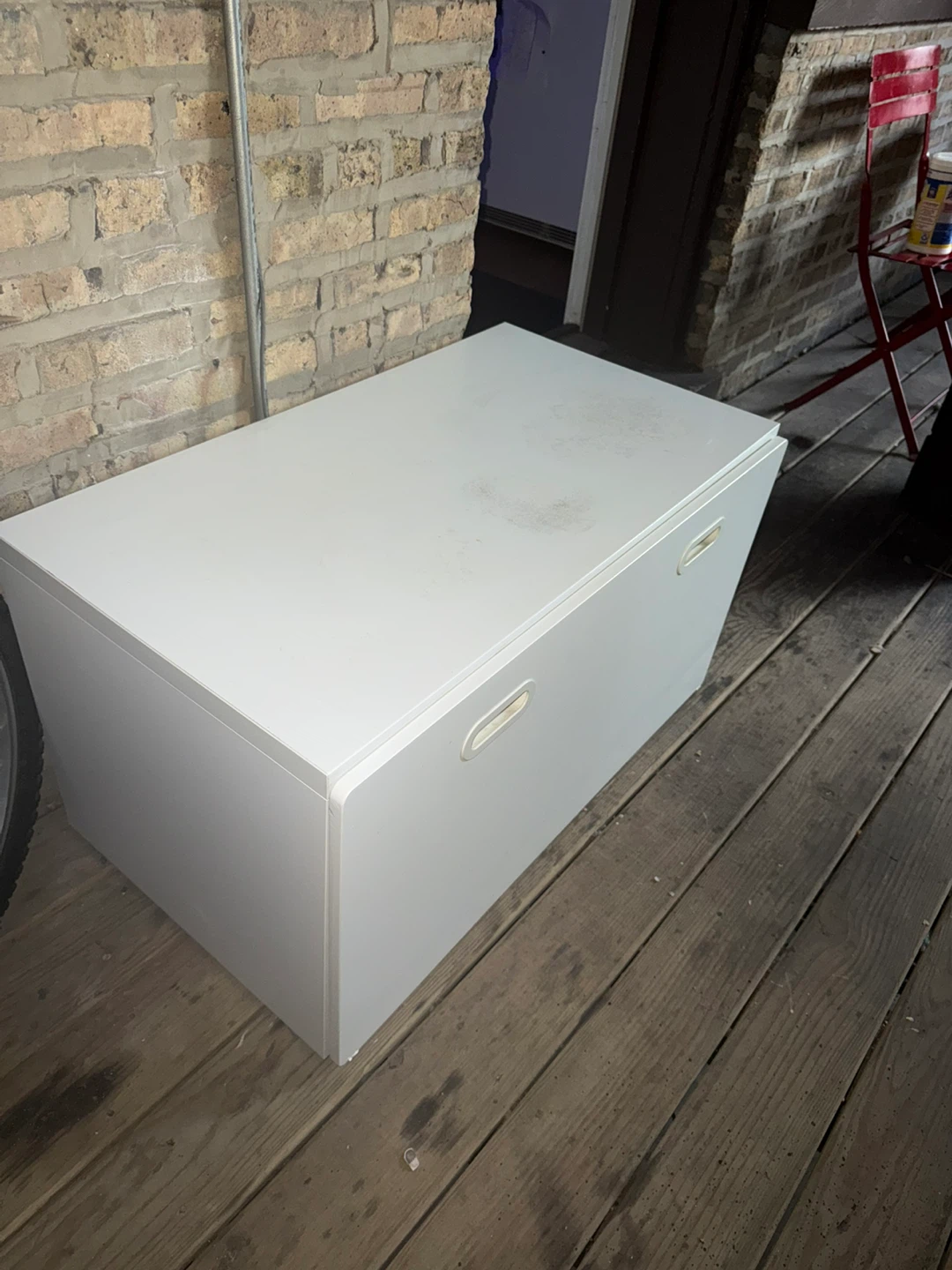 White Drawer Unit - photo 3
