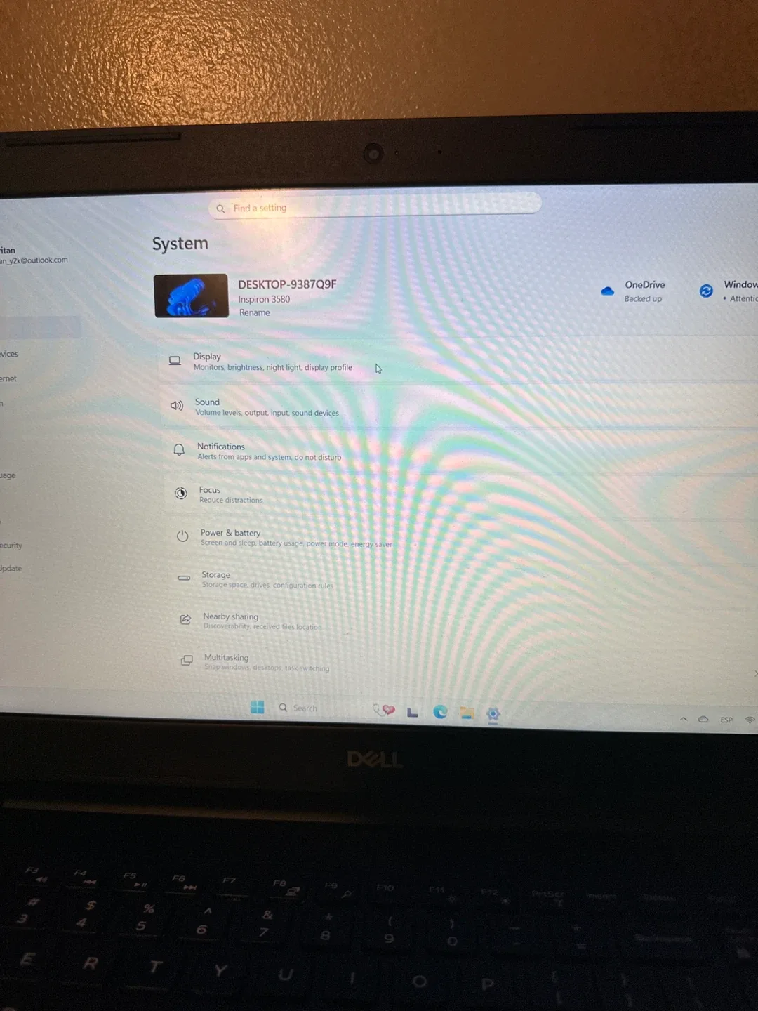 Dell Inspiron 3580 Laptop image indicator(4)