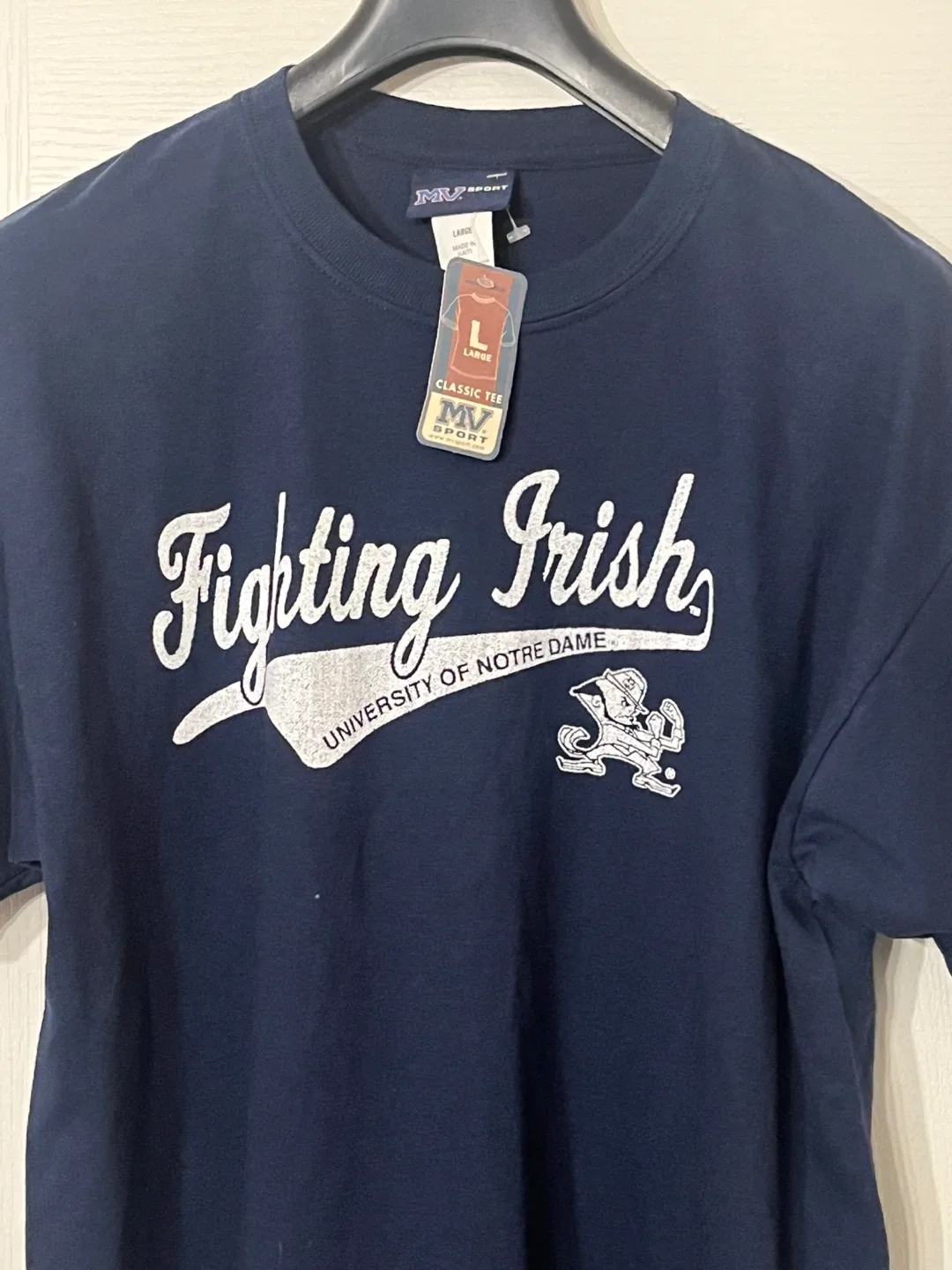 Notre Dame Fighting Irish T-Shirt Men’s Size Large image indicator(2)