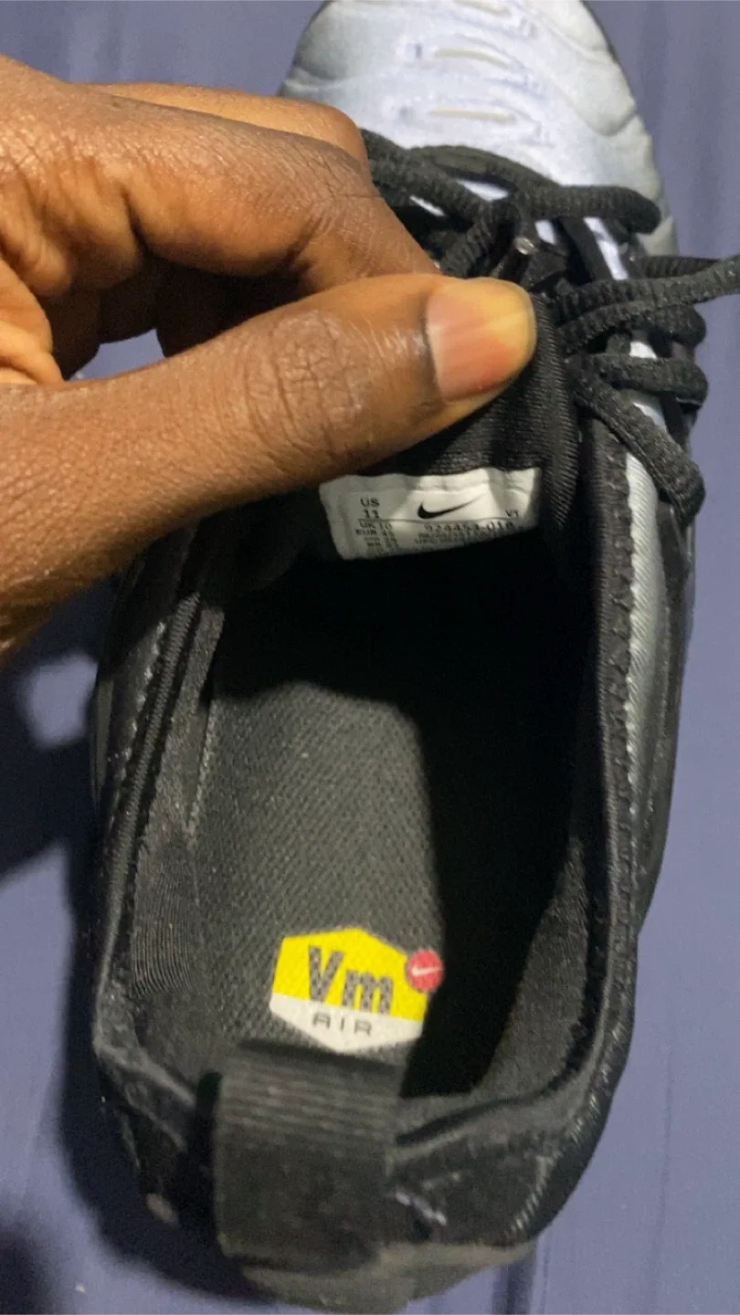 Nike Air VaporMax Plus Black/Grey, Size 11 image indicator(4)