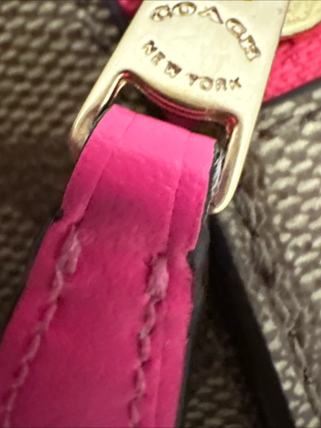 Coach Monogram bag image indicator(4)