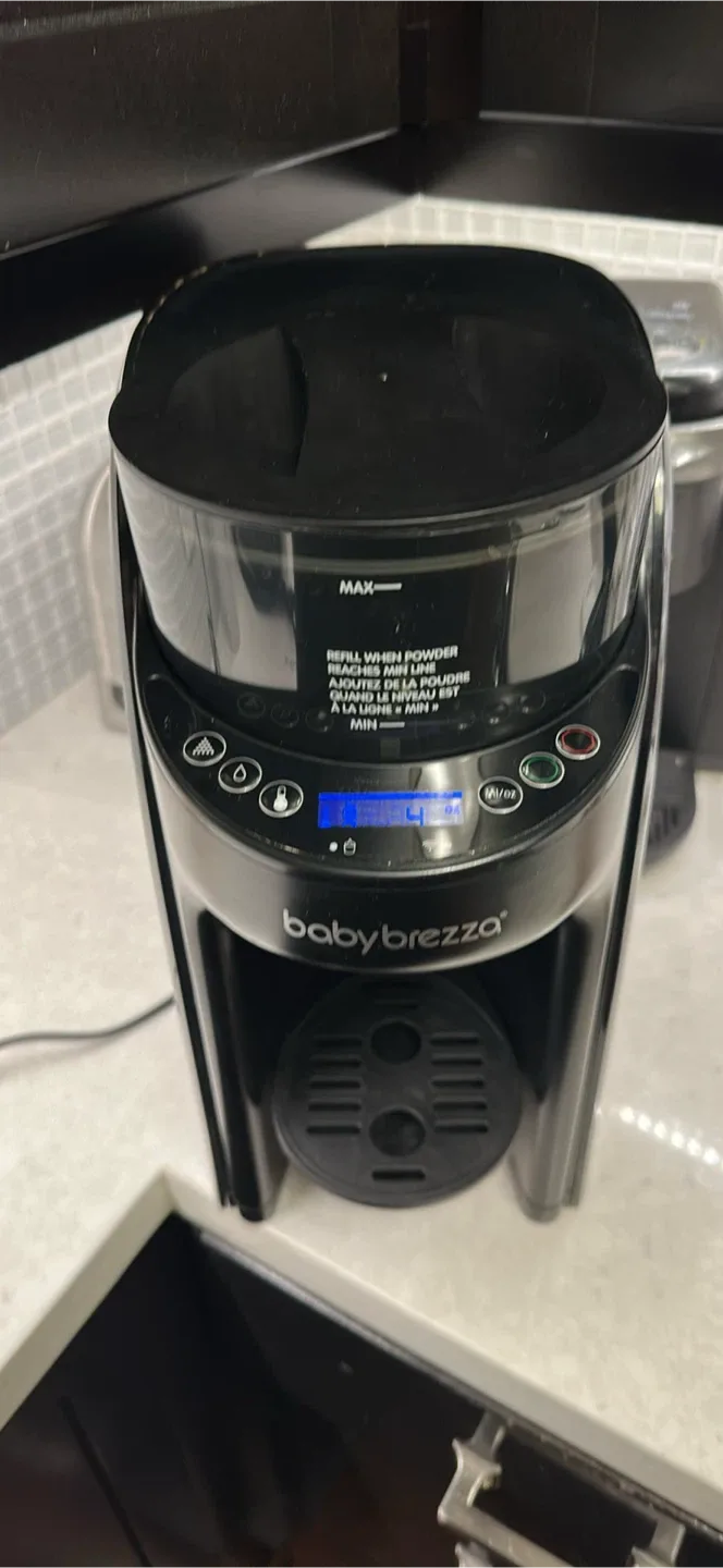Baby Brezza Formula Pro Advanced WiFi thumbnail
