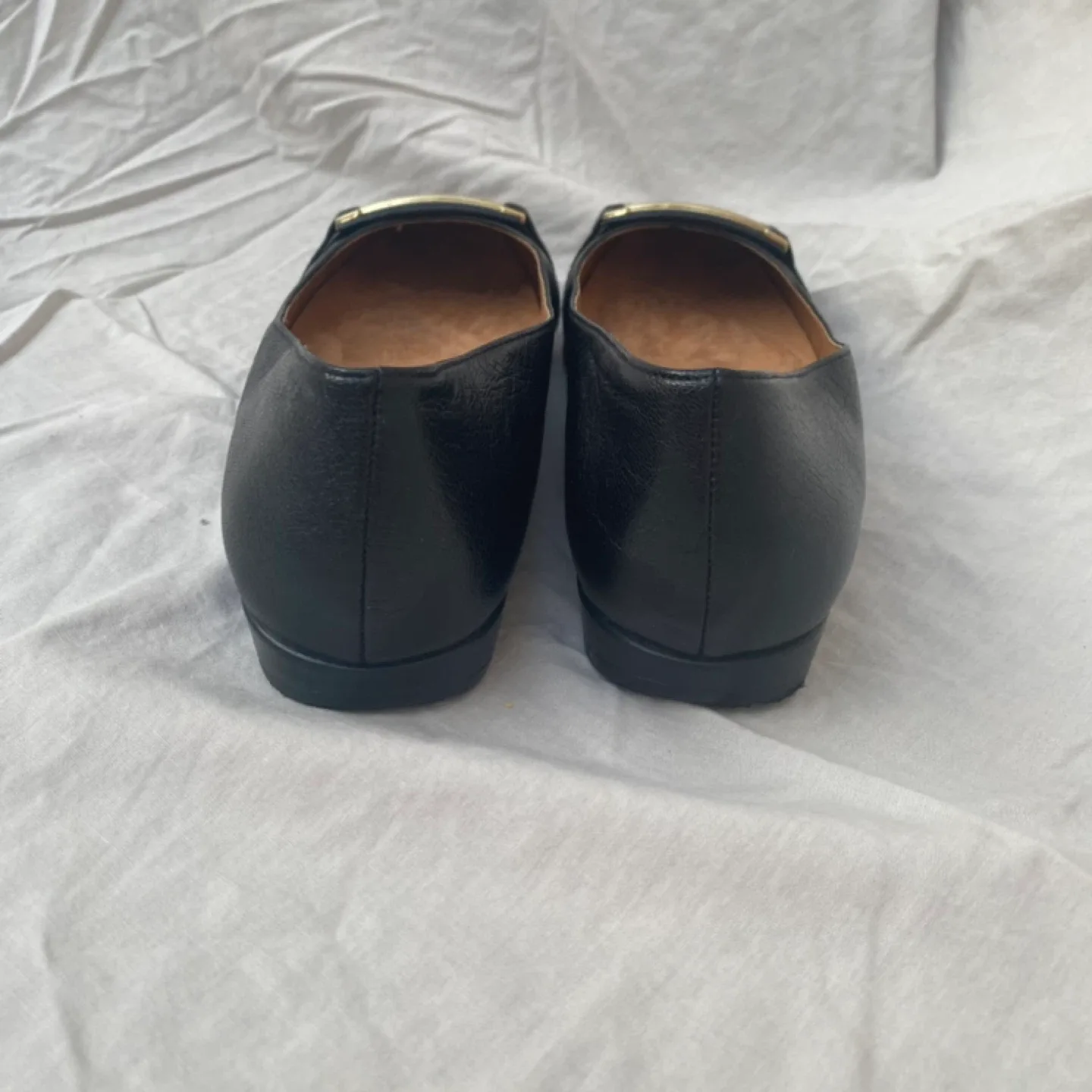 Naturalizer Black Leather Flats image indicator(3)