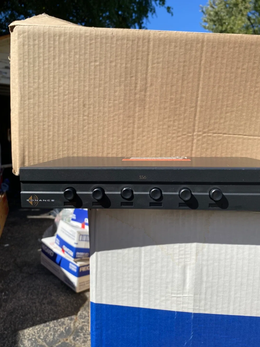 Sunfire SS6 Speaker Selector thumbnail