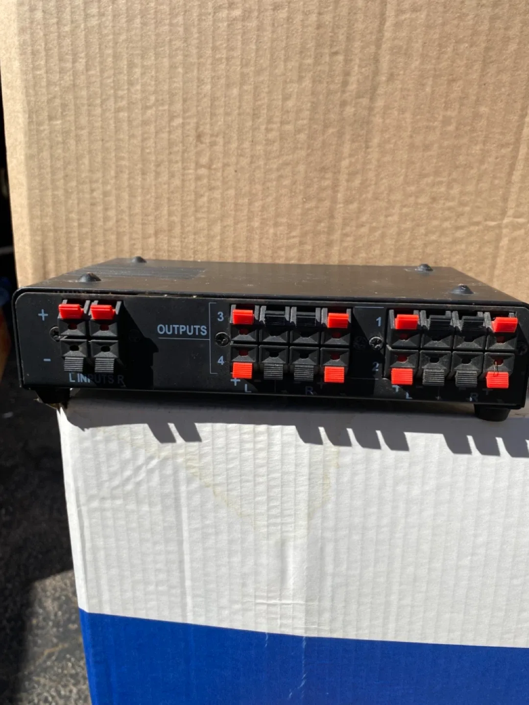 Sunfire SS6 Speaker Selector image indicator(2)