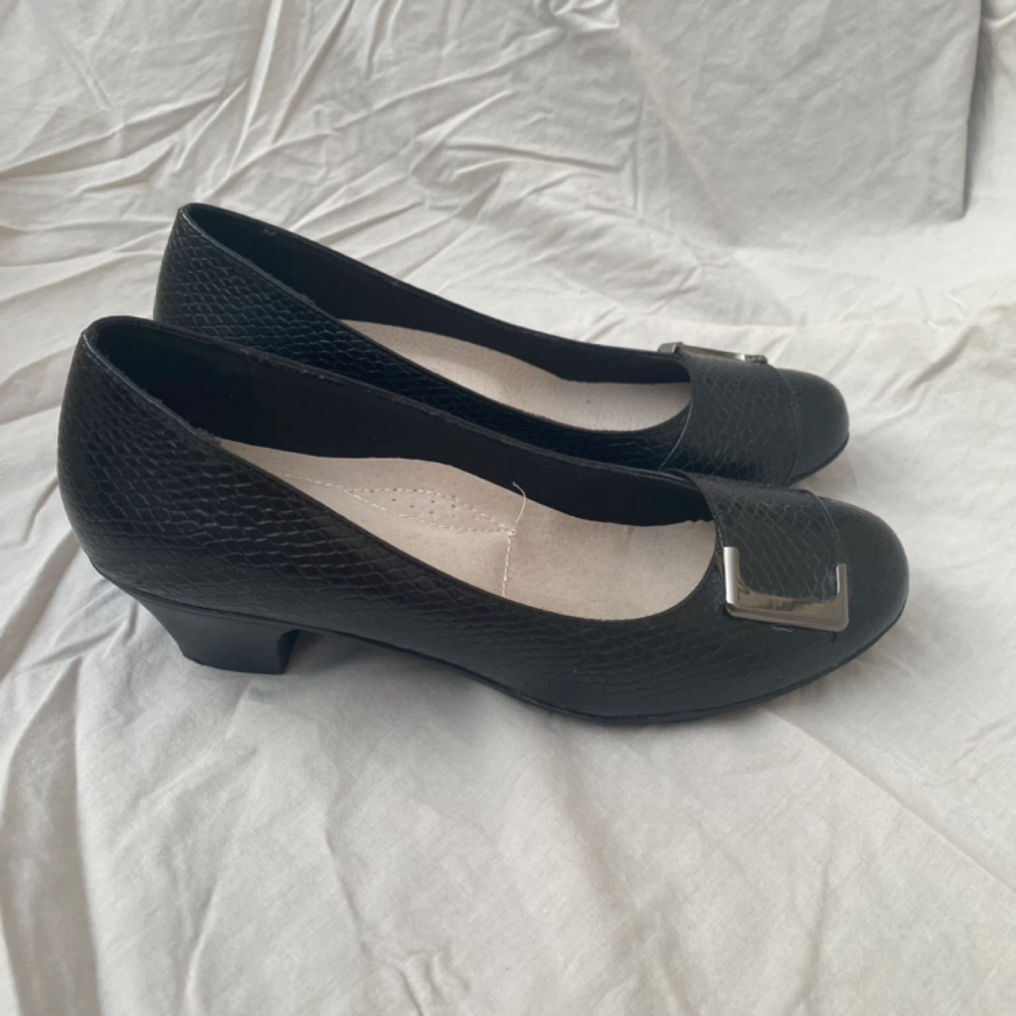 Soft Comfort Black Heels - Size 9 - photo 5