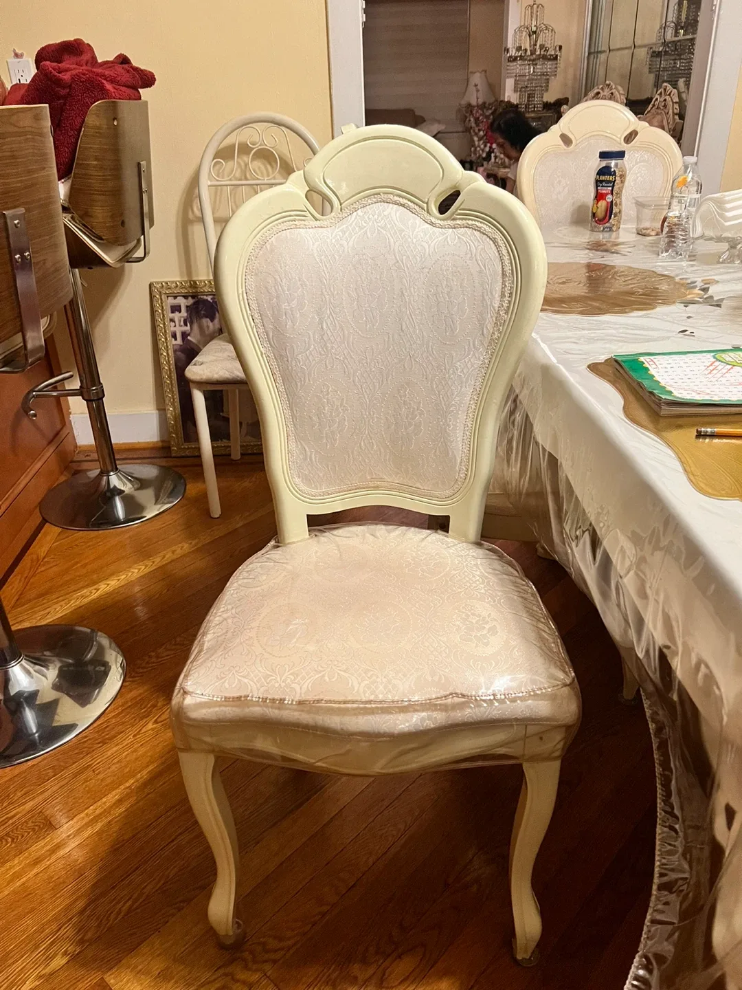 Dining Table with 6 Chairs - Beige image indicator(5)