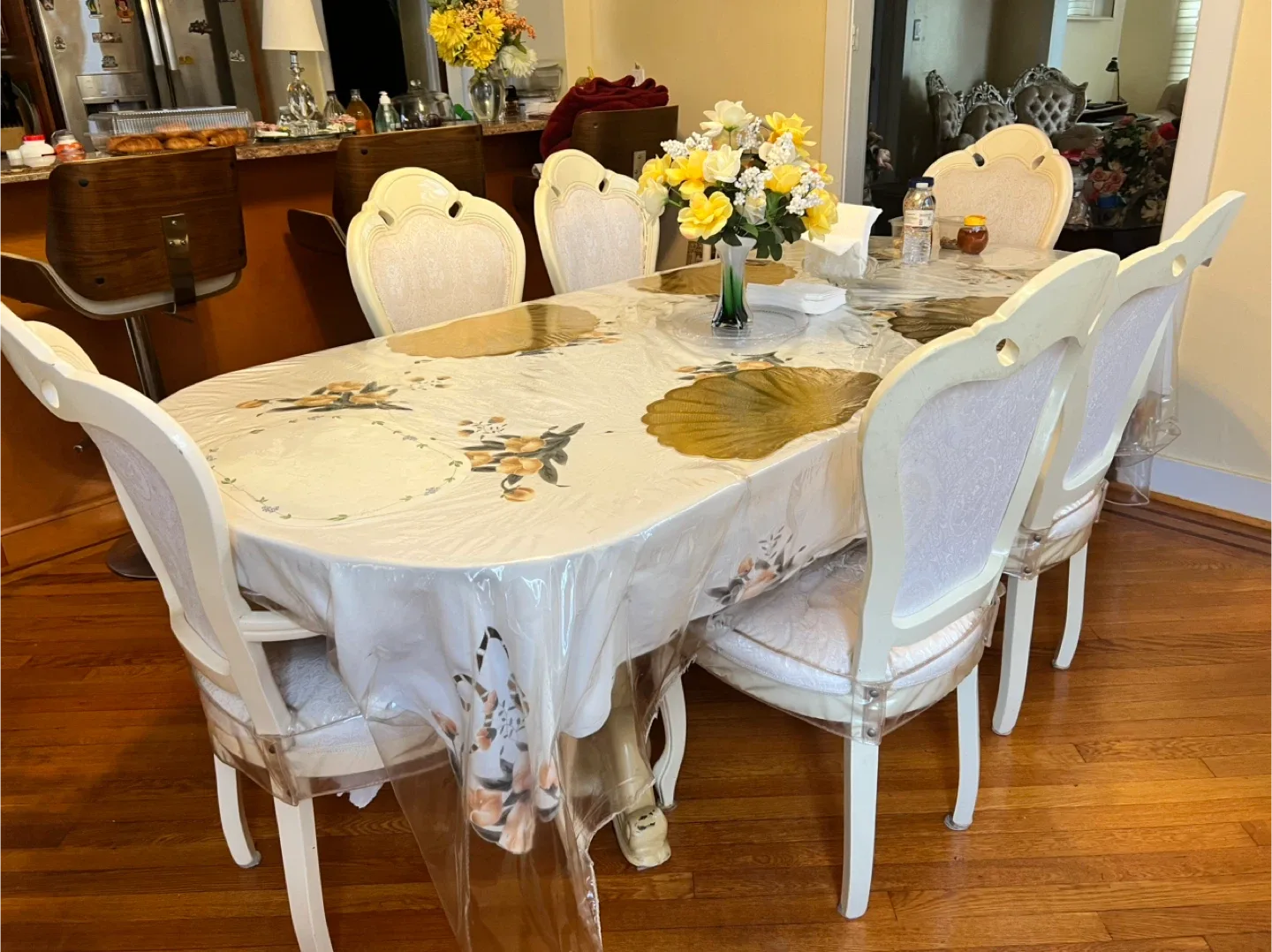 Dining Table with 6 Chairs - Beige image indicator(2)