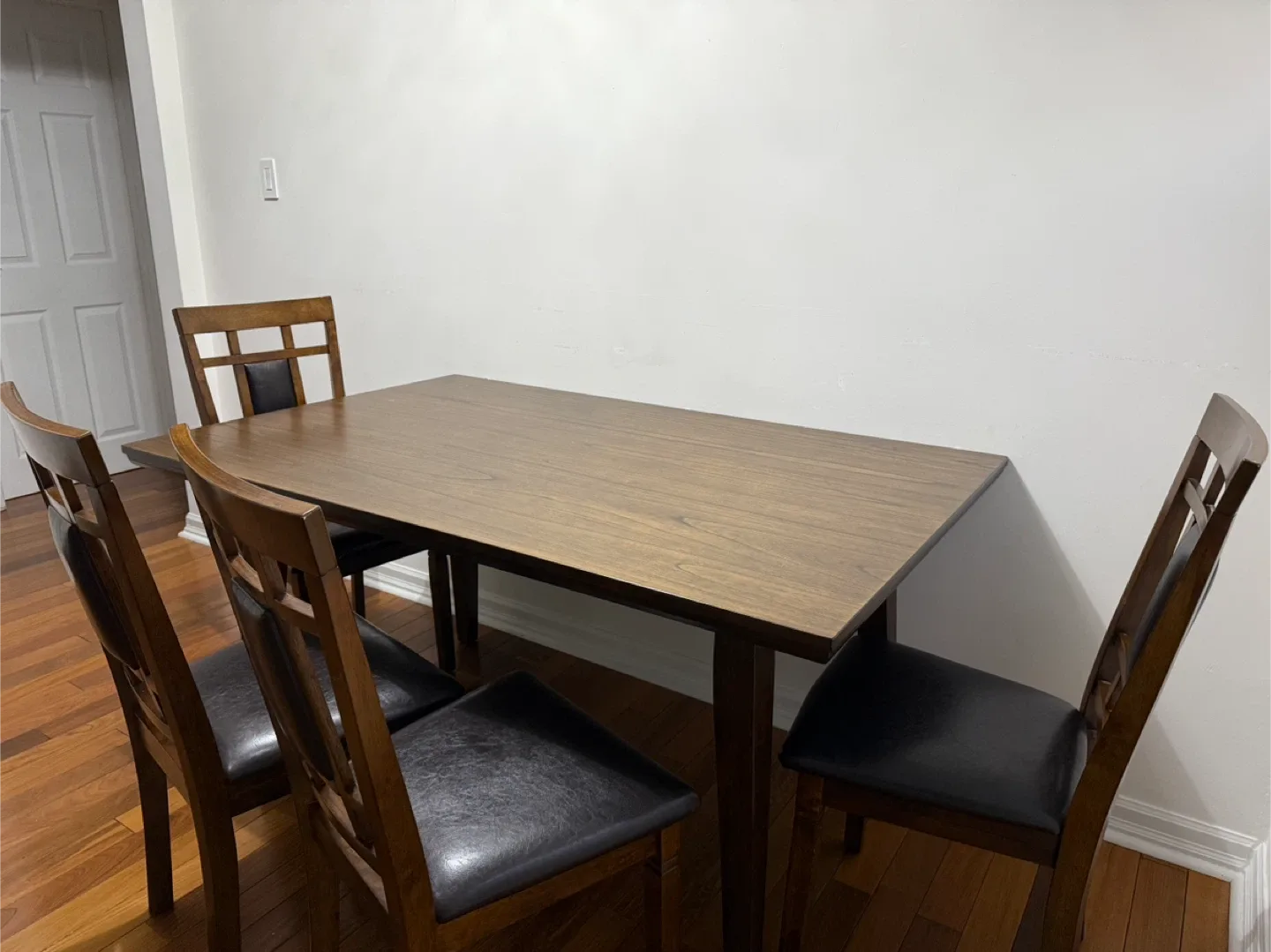 Dining Table with 5 Chairs - Wood & Black image indicator(2)