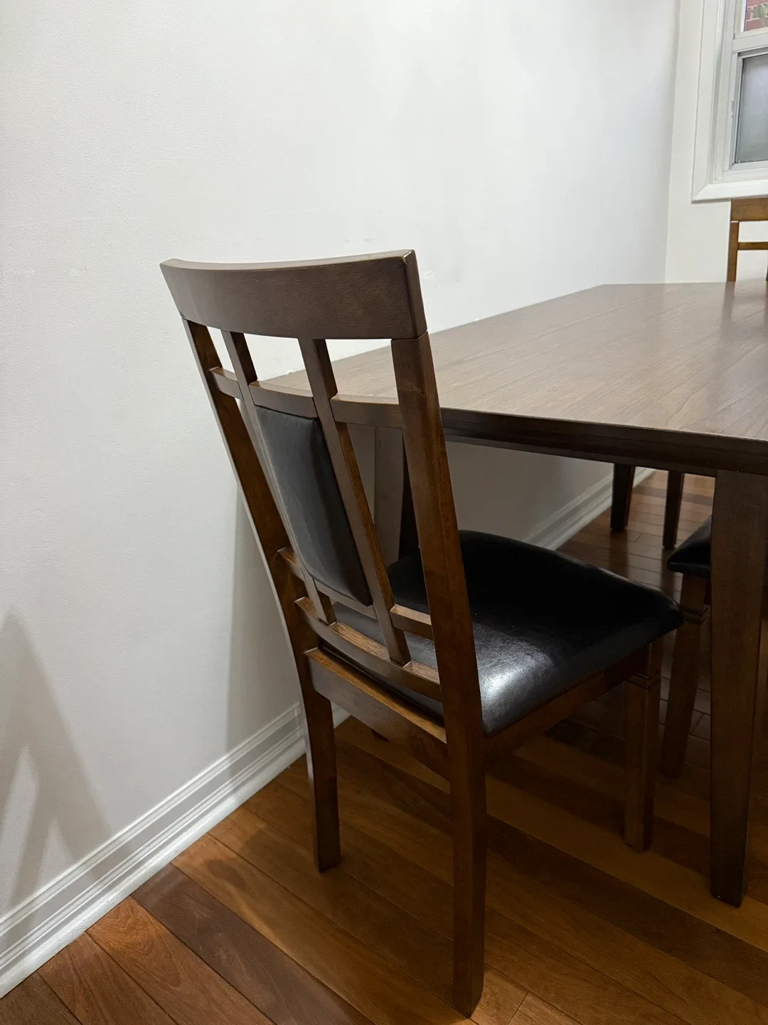 Dining Table with 5 Chairs - Wood & Black image indicator(4)