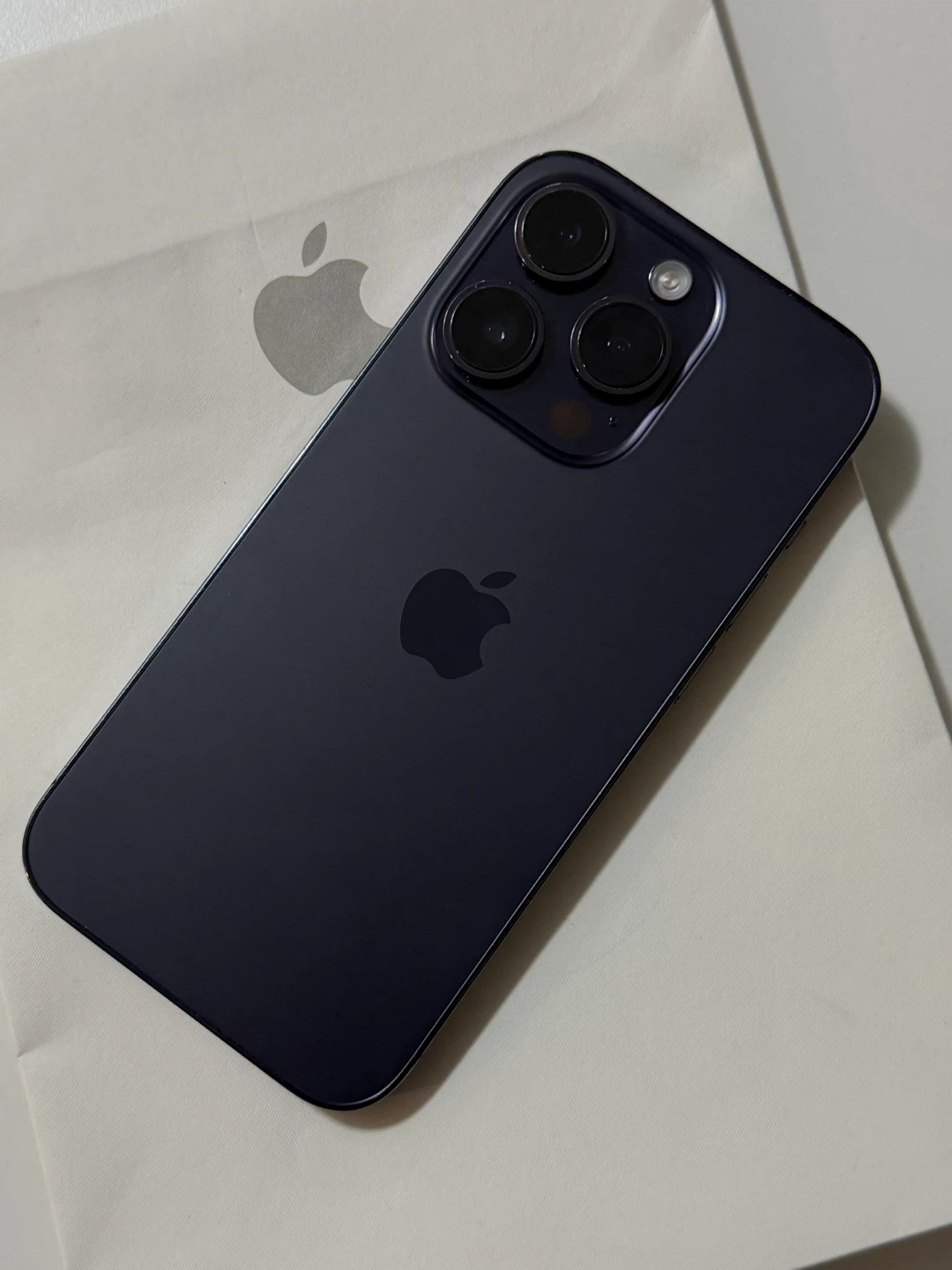 Apple iPhone 14 Pro 256GB - Deep Purple
