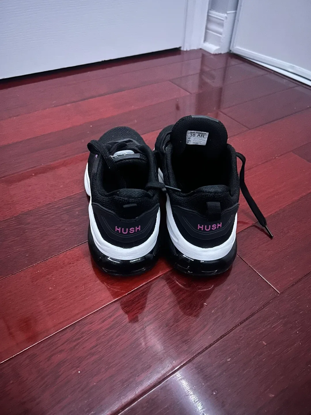 Hush Puppies Moving Zero Gravity Black Shoes - Size 38 AR image indicator(3)