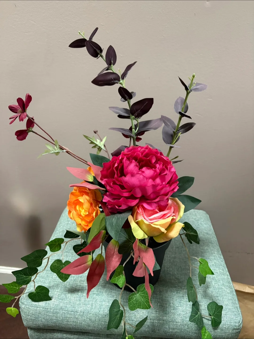 Gorgeous Peony Flower Arrangement - New Condition image indicator(4)