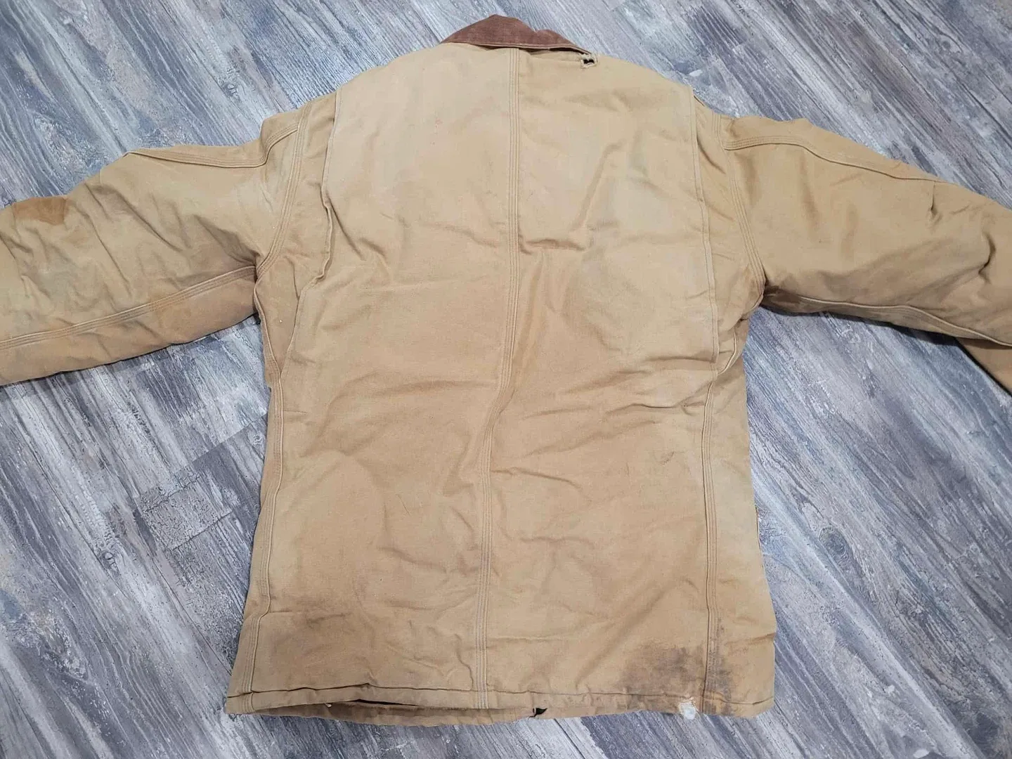 Carhartt C03 BRN Jacket - Size 42 image indicator(2)