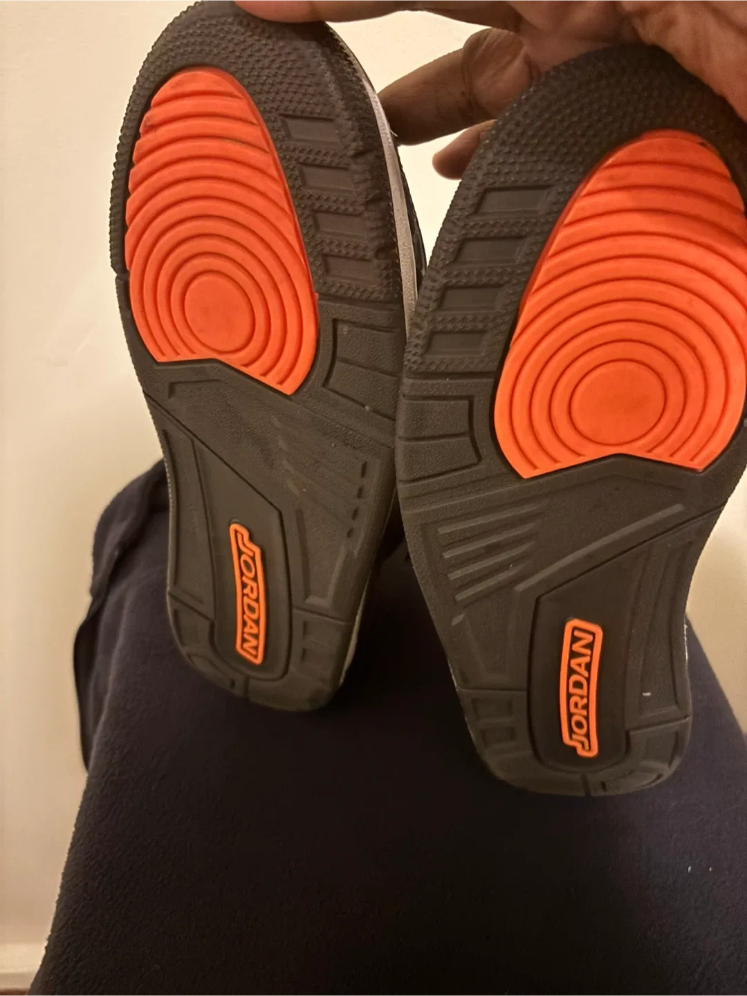 Air Jordan 3 Retro Black/Orange image indicator(4)