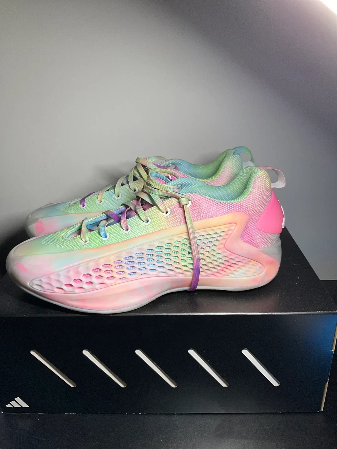 Adidas Anthony Edwards 1 Low, Size 8 image indicator(2)