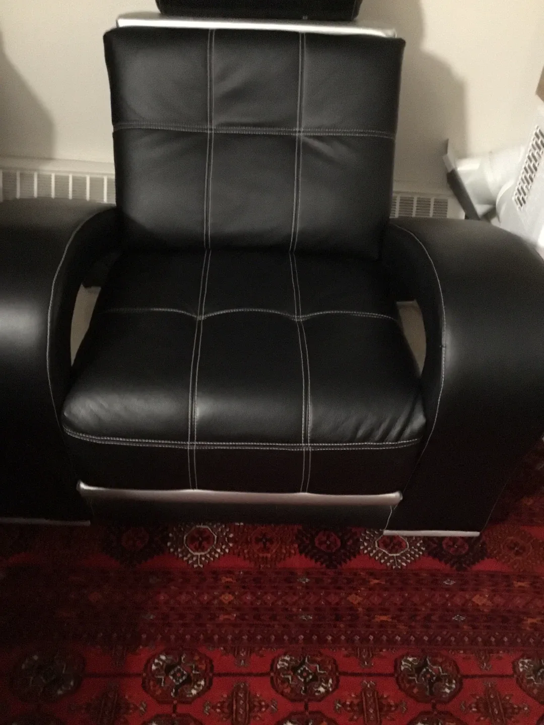 3pice Black Leather Sofa and Chair Set image indicator(2)