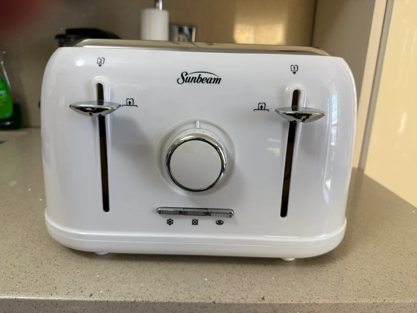Sunbeam 4-Slice Toaster - White thumbnail