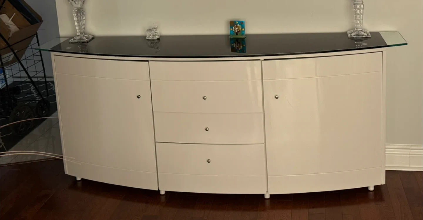 White Curved Cabinet with Glass Top thumbnail