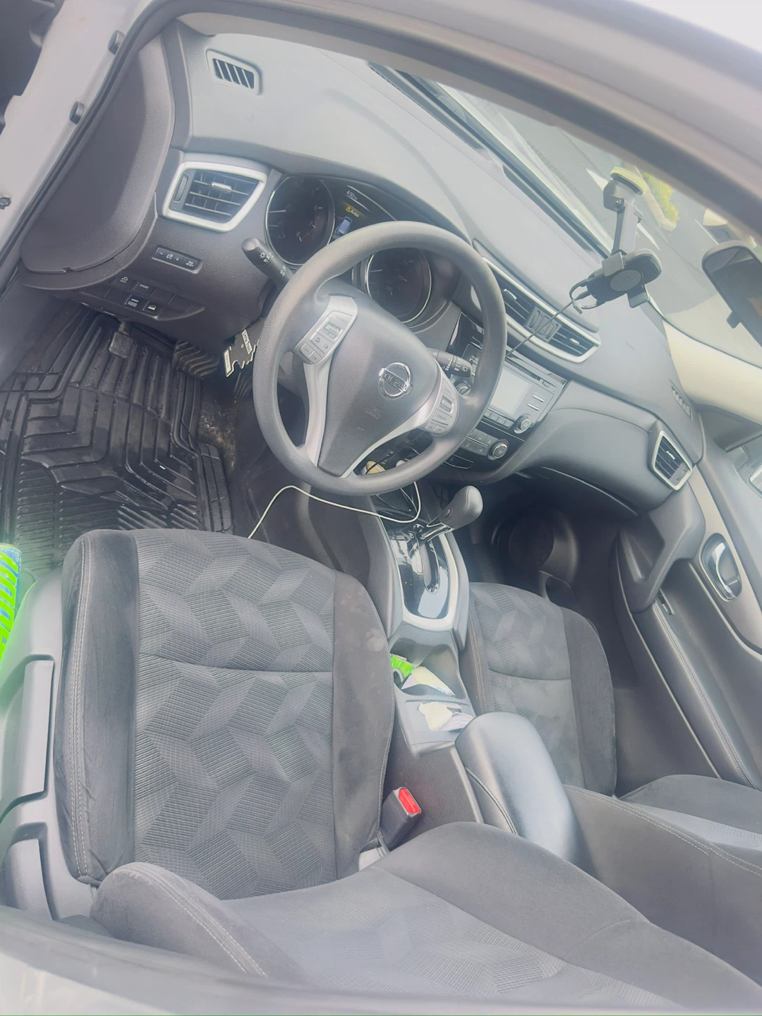 Nissan Rogue - photo 3