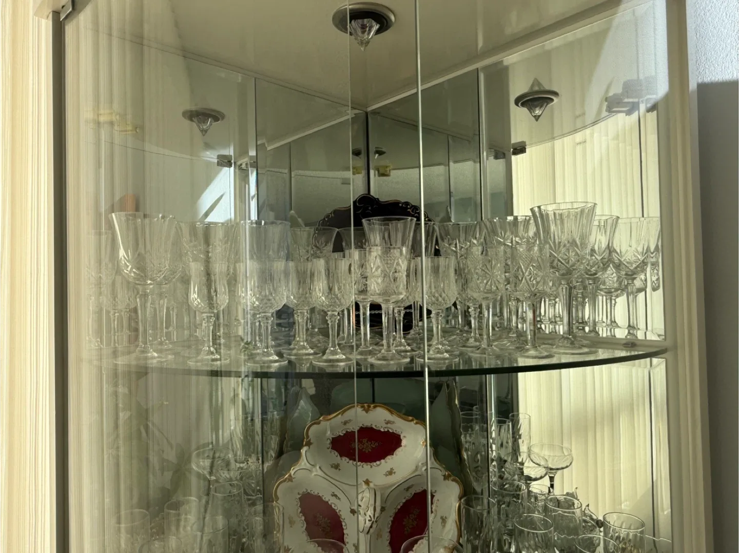 Display Cabinet - Glass Curio image indicator(4)