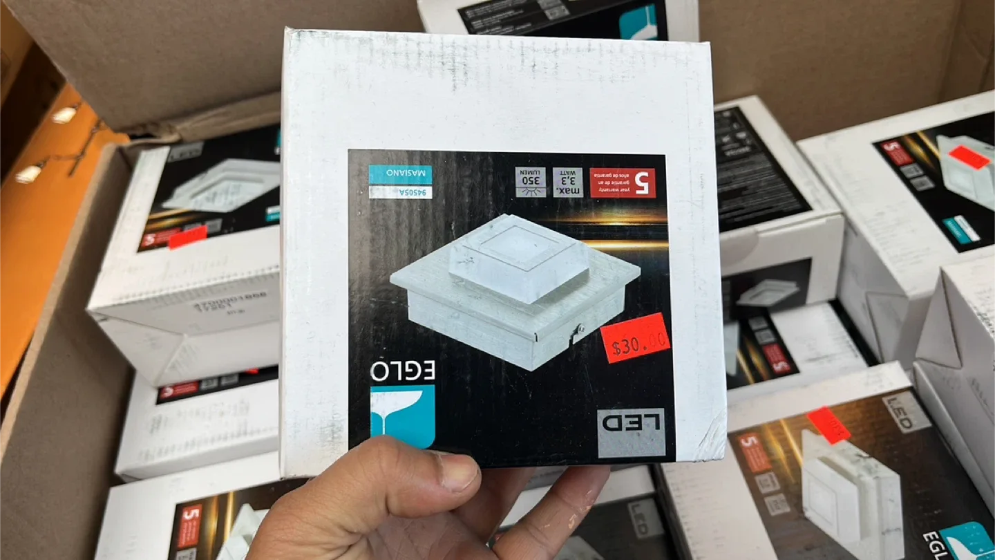 DECOR LIVING 4 Light Chandelier - New in Box! thumbnail