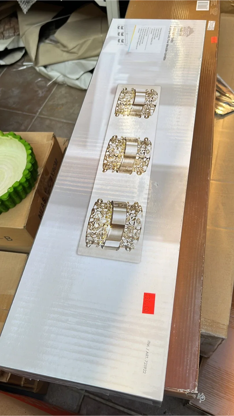 DECOR LIVING 4 Light Chandelier - New in Box! image indicator(5)