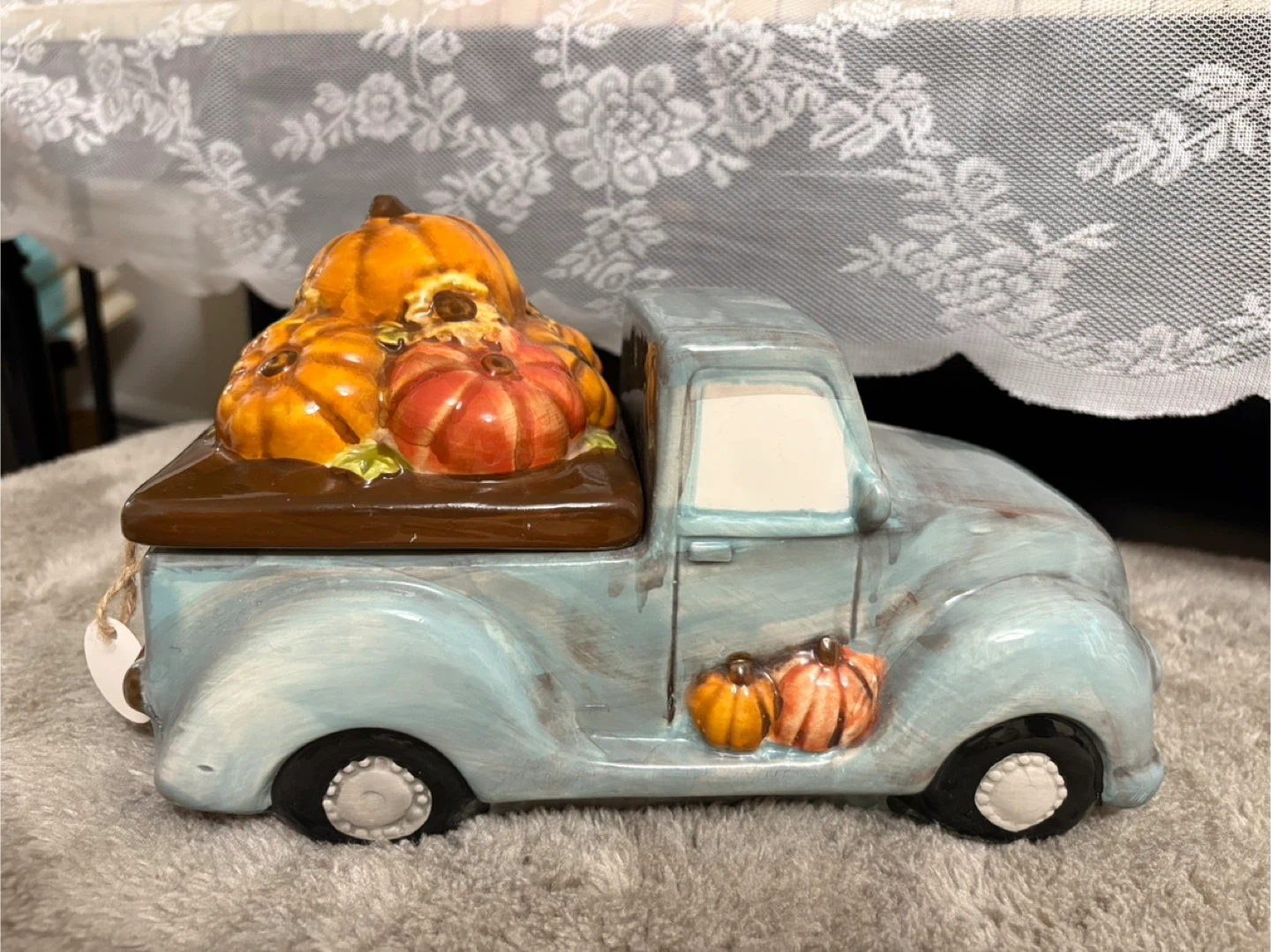 Pumpkin Truck Fall Decor - photo 3