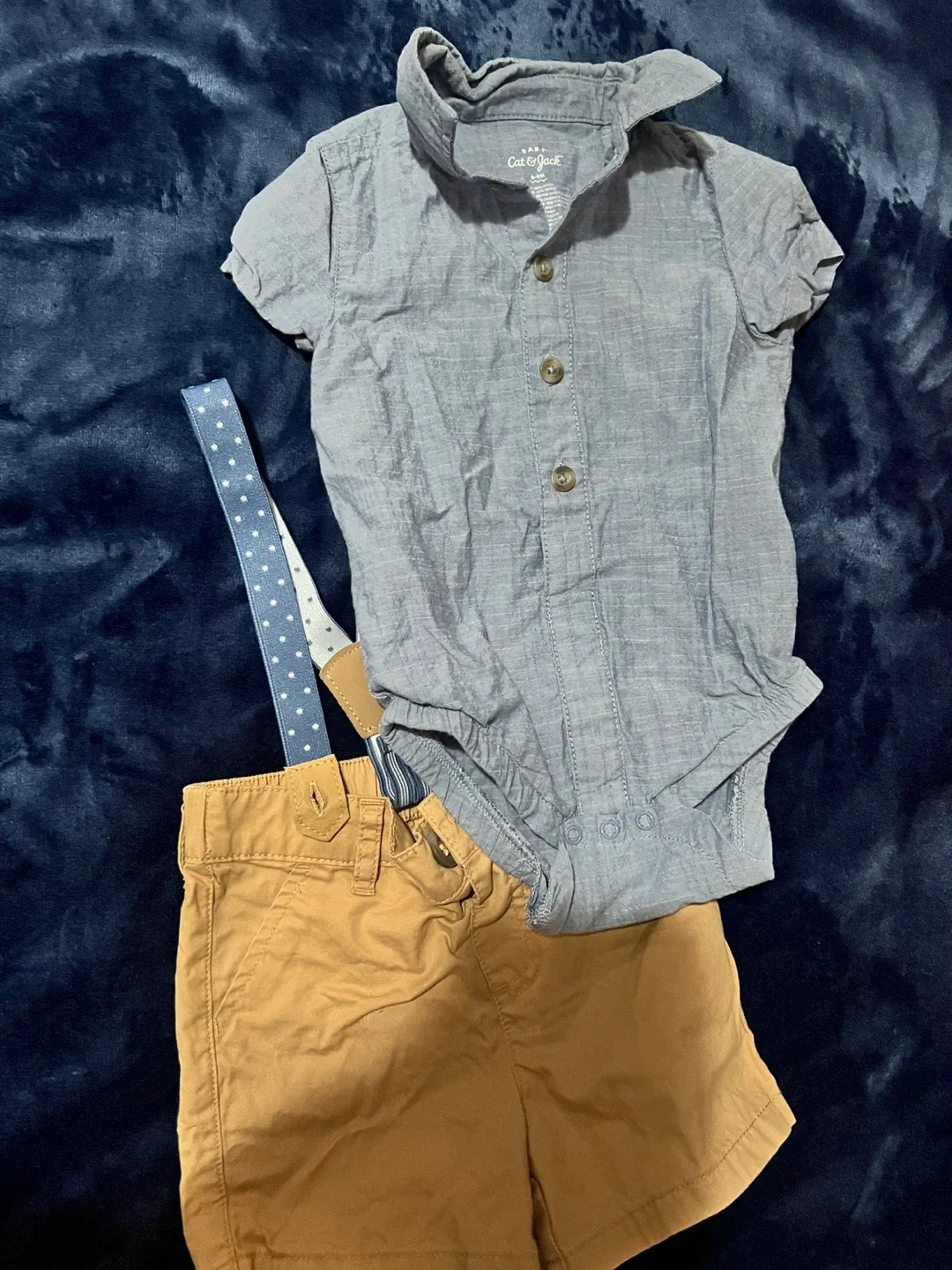 Baby Clothes Bundle: Tommy Hilfiger, Cat & Jack image indicator(2)