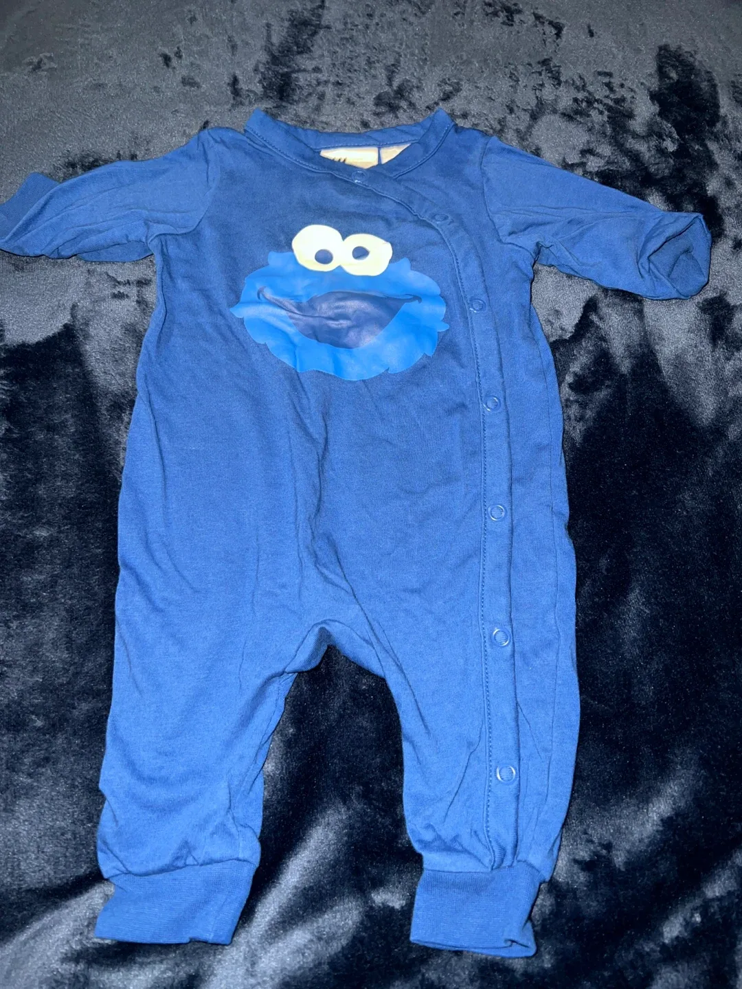 Baby Clothes Bundle: Tommy Hilfiger, Cat & Jack image indicator(6)