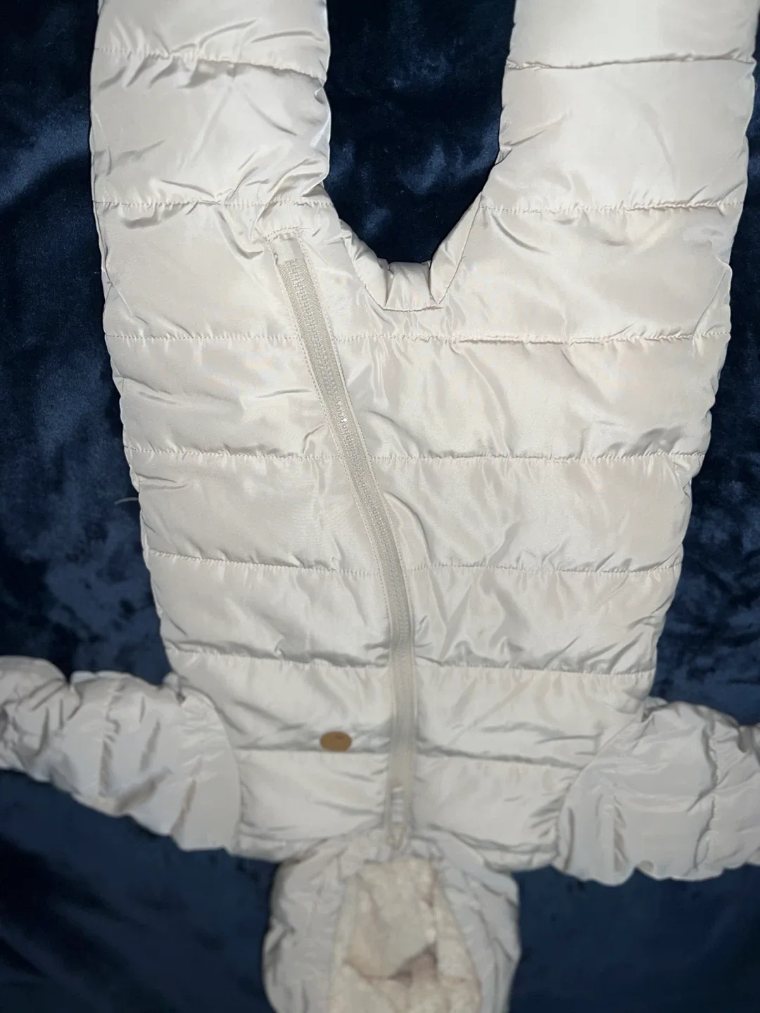 Baby Clothes Bundle: Tommy Hilfiger, Cat & Jack image indicator(7)