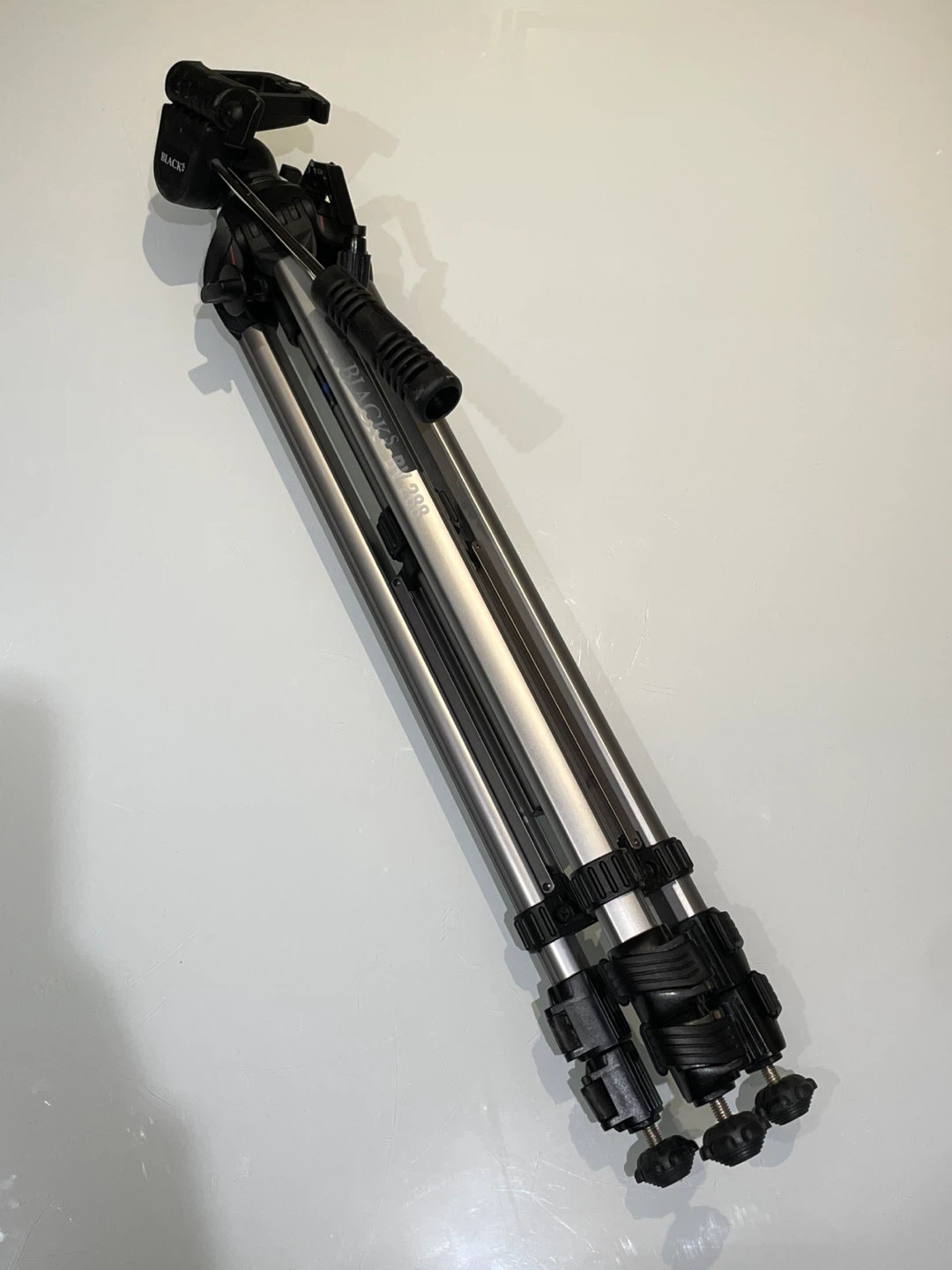 Blacks BV 288 Tripod - photo 5