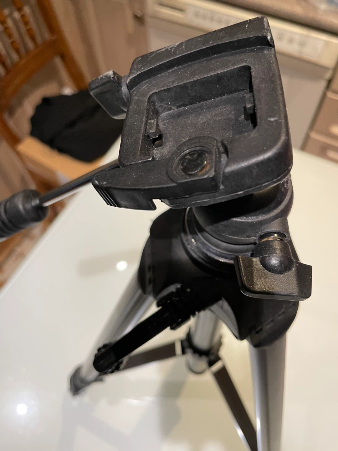 Blacks BV 288 Tripod - photo 3