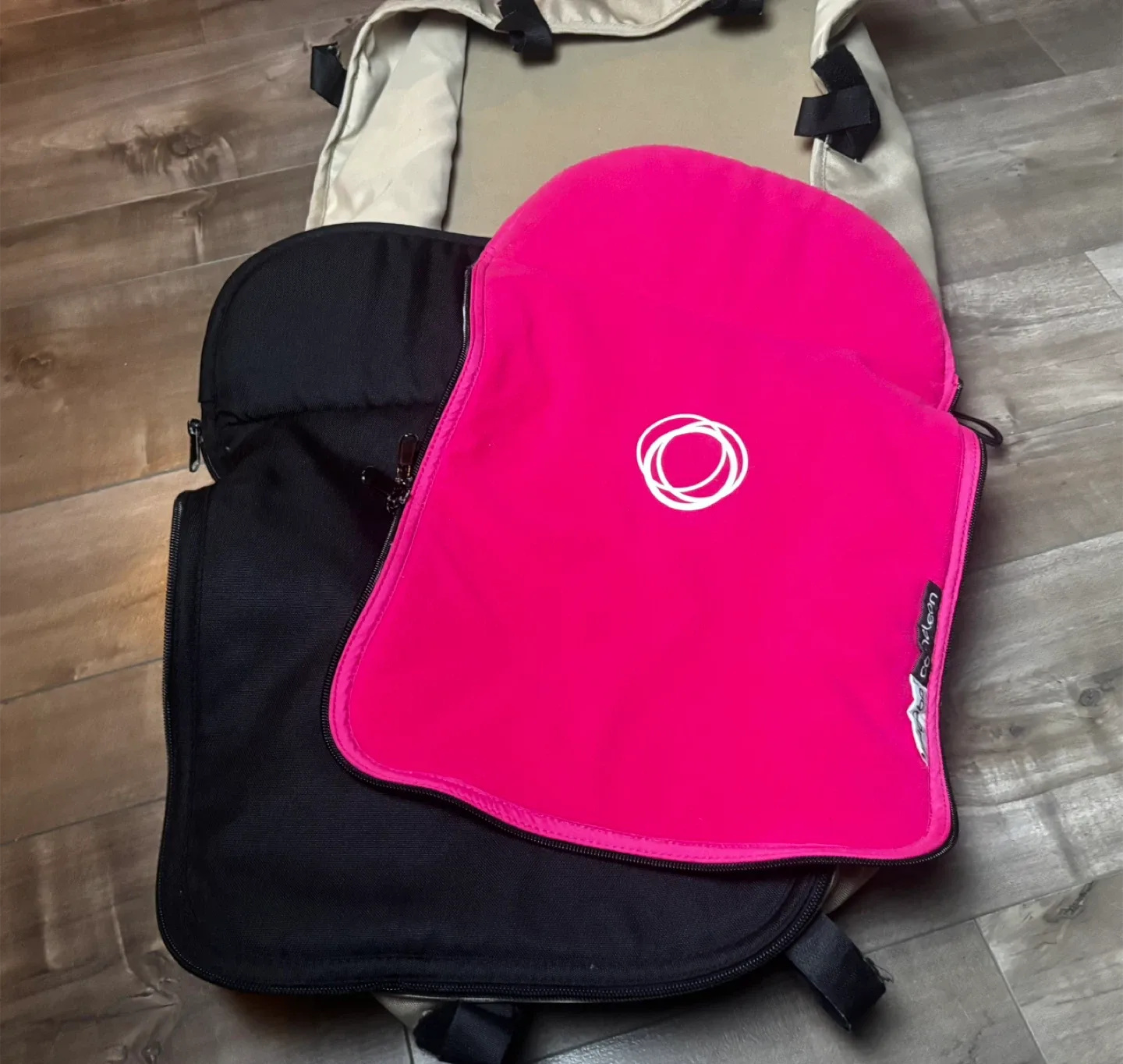 Bugaboo Cameleon 3 bassinet wooden board & covers image indicator(4)