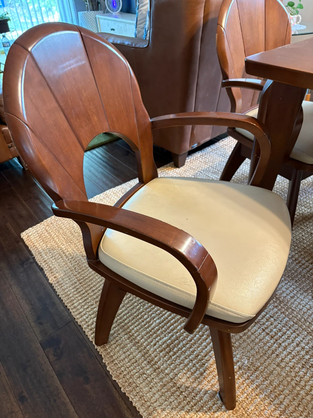 Wooden Dining Table +6 swivel Chairs - Set of 6 - photo 2