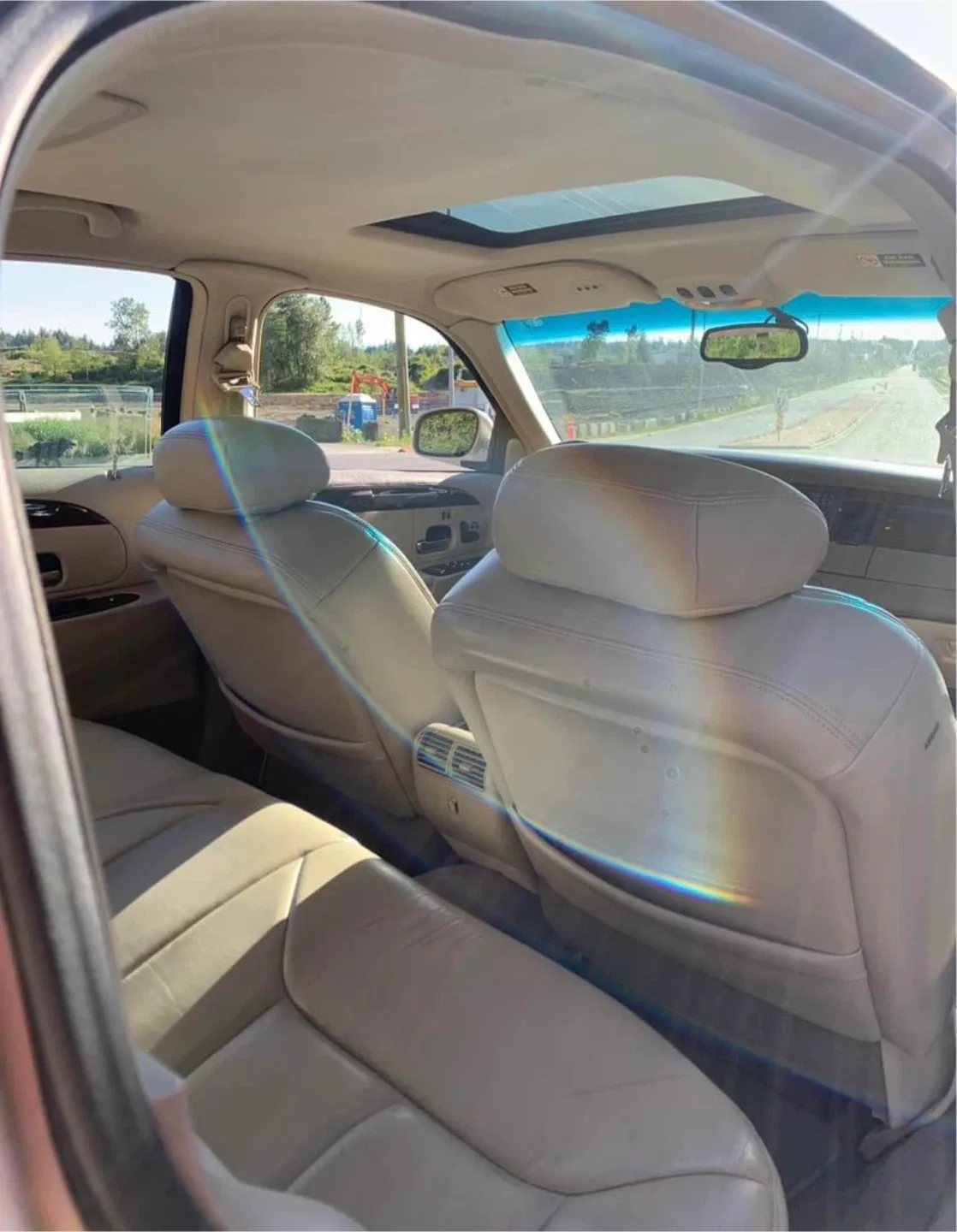 2000 Lincoln town car image indicator(10)